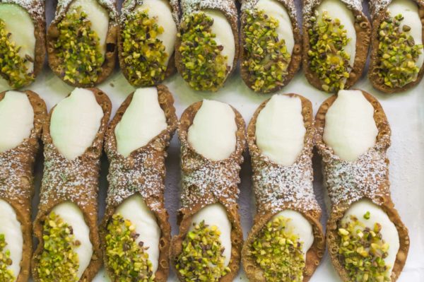 cannoli and Prosecco